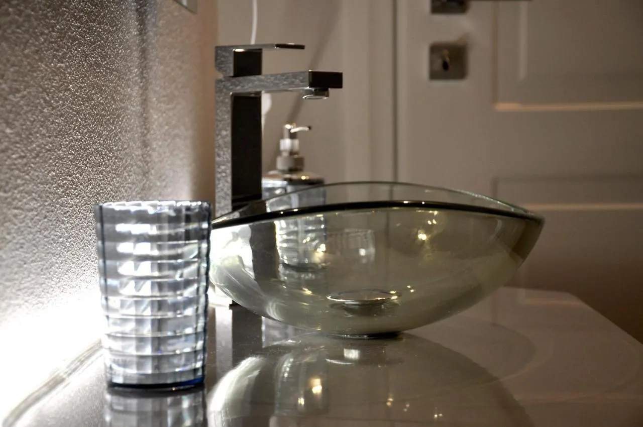Luxury Apple Room Apartment Cagliari Italy