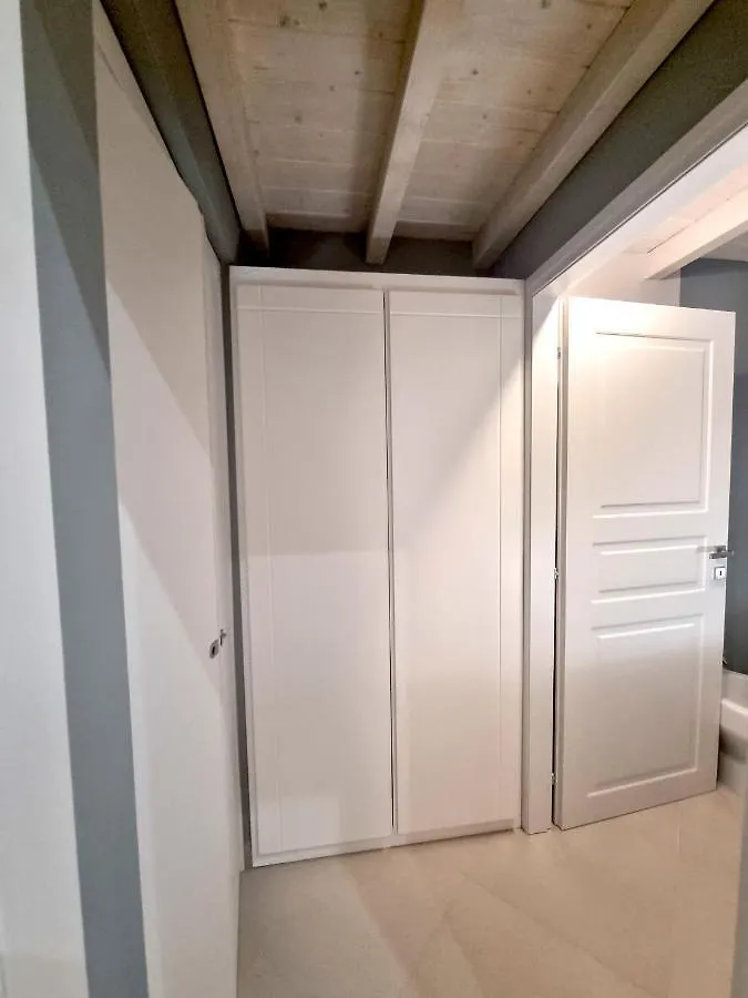 Luxury Apple Room Apartment Cagliari